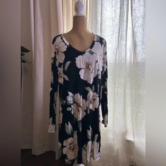 Popana women’s black white floral soft long sleeve shirt top plus size 3X - Picture 1 of 5